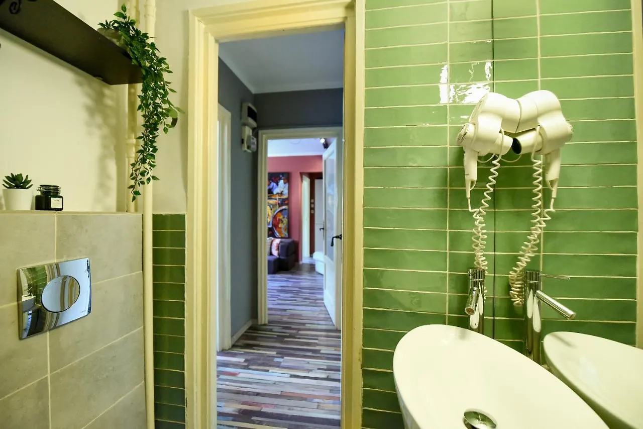 Captivating Old Town Apartment Bucharest 0*,