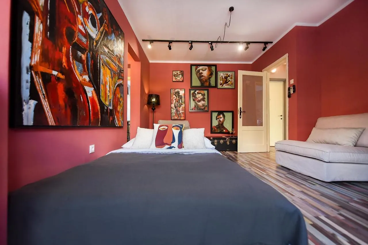Captivating Old Town Apartment Bucarest Romania