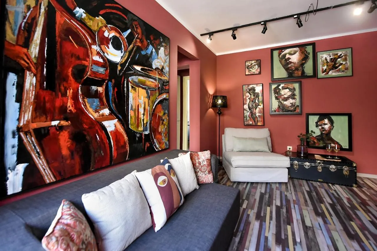 Captivating Old Town Apartment Bucharest 0*,